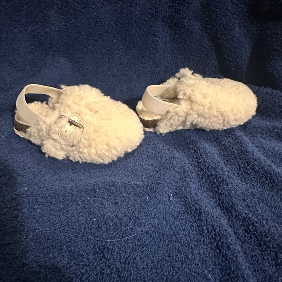 Toddler Girls Mika Clog/Loafer/Slippers Ivory 5 - Picture 2 of 5